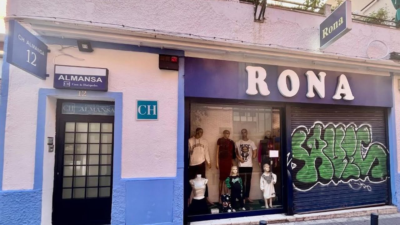 Hostel Almansa | Madrid, Spain | Hotel Review🏠