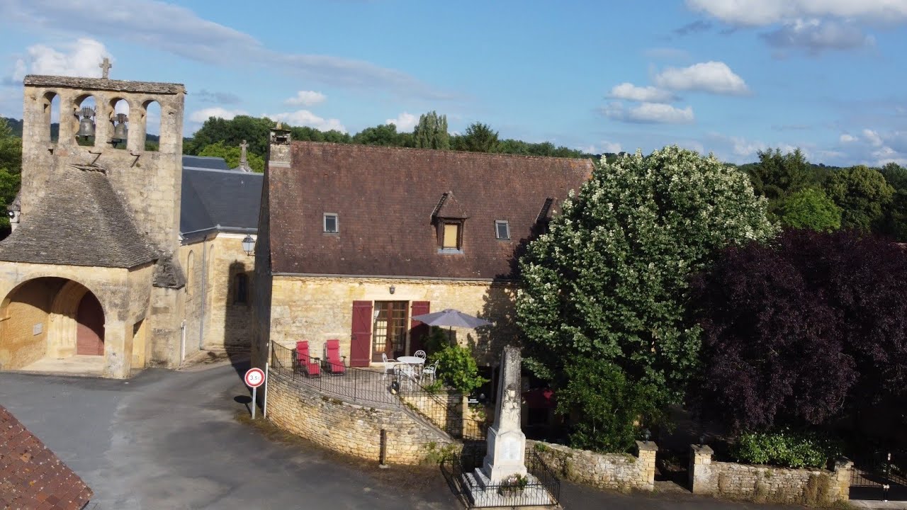 LES GÎTES DU DOMAINE SAINT-RAPHAËL - Prats-de-Carlux 24370