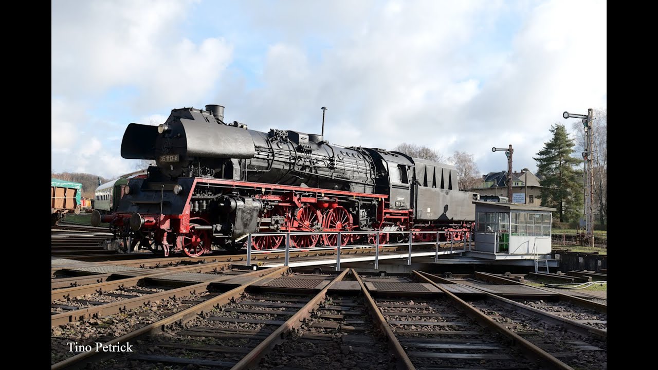 Mittags am Bw Nossen - Kesselverkehr, ASF und 35 1113