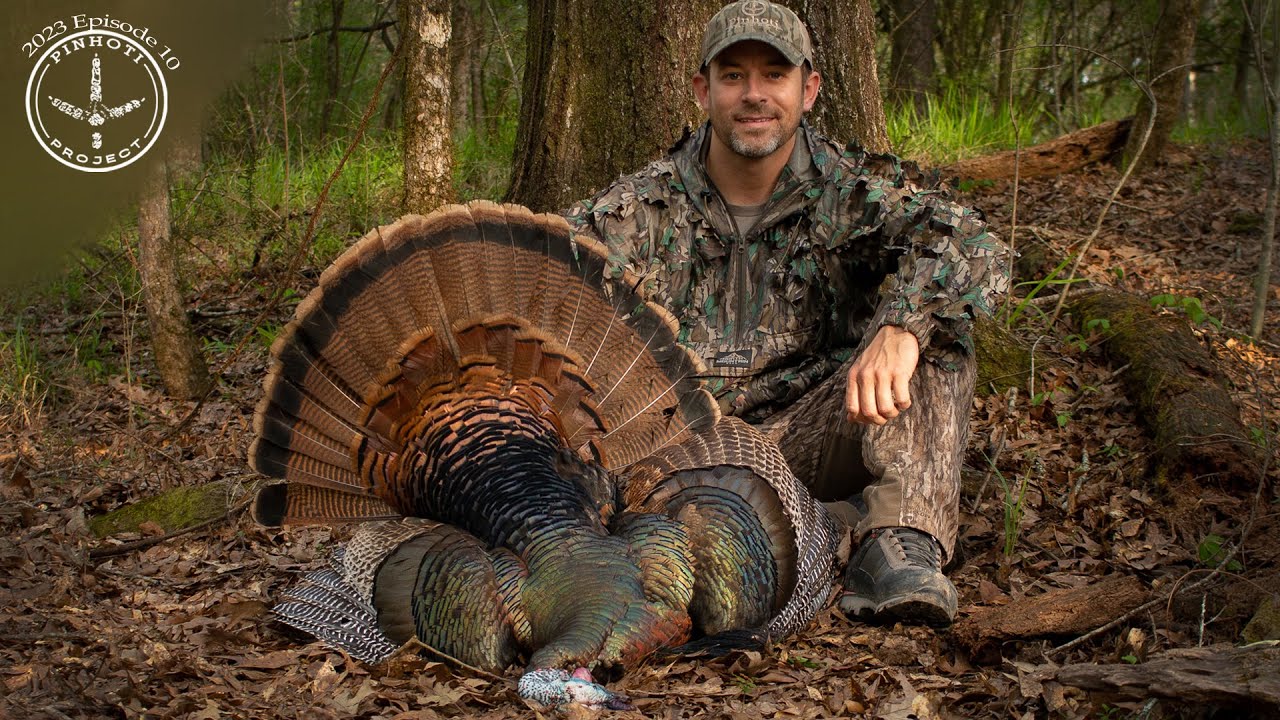 HUNTING a PUBLIC LAND MISSISSIPPI GOBBLER | AWESOME HUNT for a WELL EARNED LONGBEARD- PINHOTI 2023