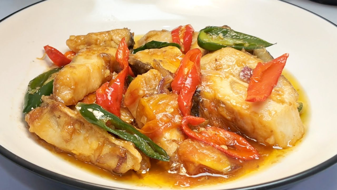 SIAP SIAP NASI SEBAKUL LUDES,,,INI RESEP TUMIS IKAN ASIN CUCUT TERENAK GURIH PEDAS NIKMAT