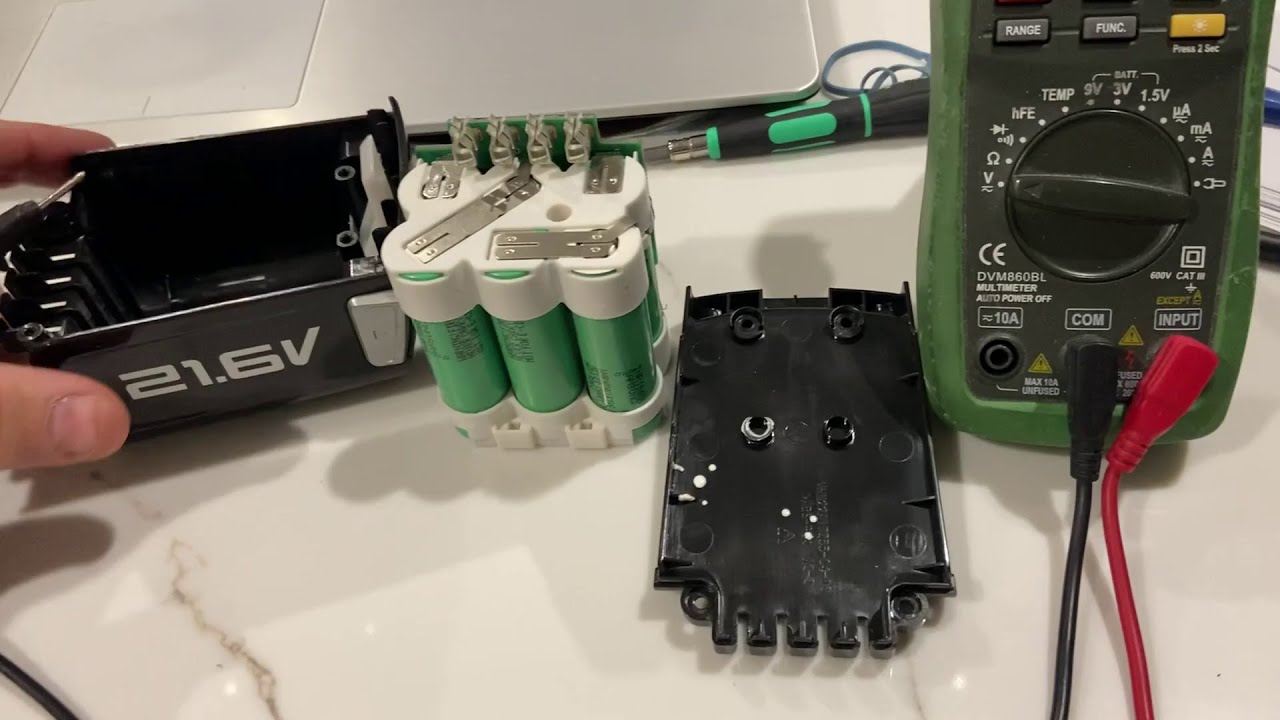 Eureka Hyperclean NEC222 21.6V Lithium Ion Battery TEARDOWN!