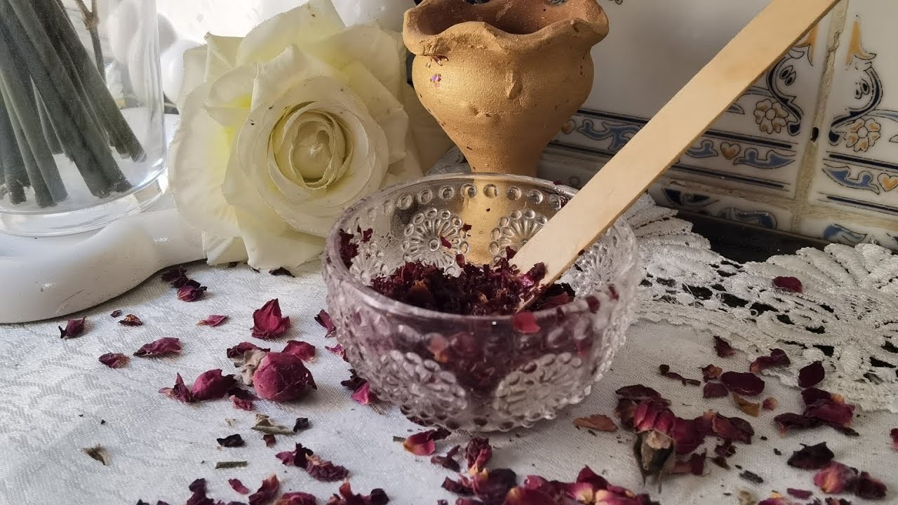 طريقة صنع بخور الورد بثلاث مكونات فقط.. بخور جد رائع برائحة مميزة.. ومشروع جد سهل وغير مكلف 😍🤑
