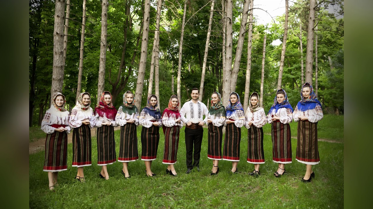 Bădișor cu pălărie - Ansamblul etnofolcloric 