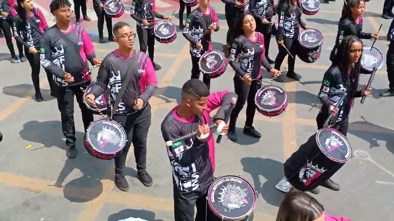 SÃO SEBASTIÃO FANFARRA ESCOLAR, IMPECÁVEL DESFILE NAS AV PRINCIPAL DE TEÓFILO OTONI SETEMBRO 2024