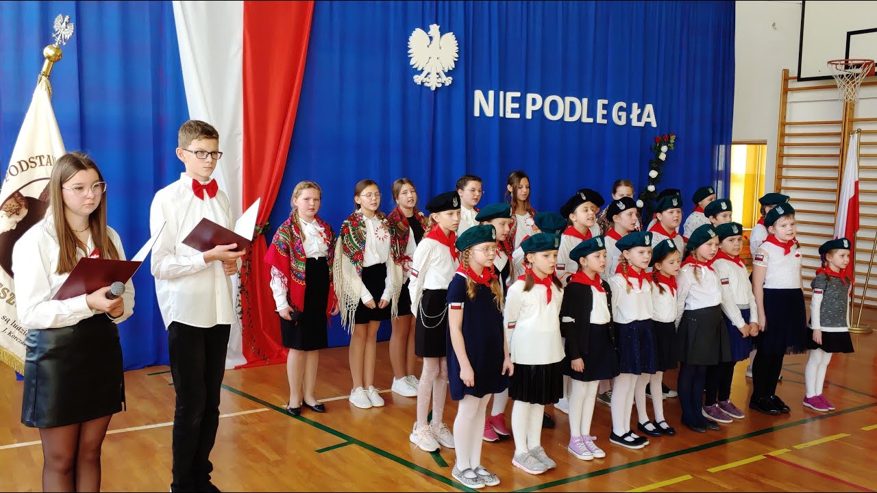 Święto Niepodległości 2022 w Szkole Podstawowej w Olesznej