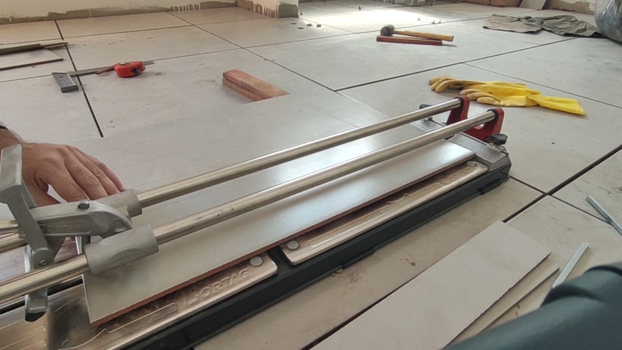 Riscando rodapés com Cortag New Master 90