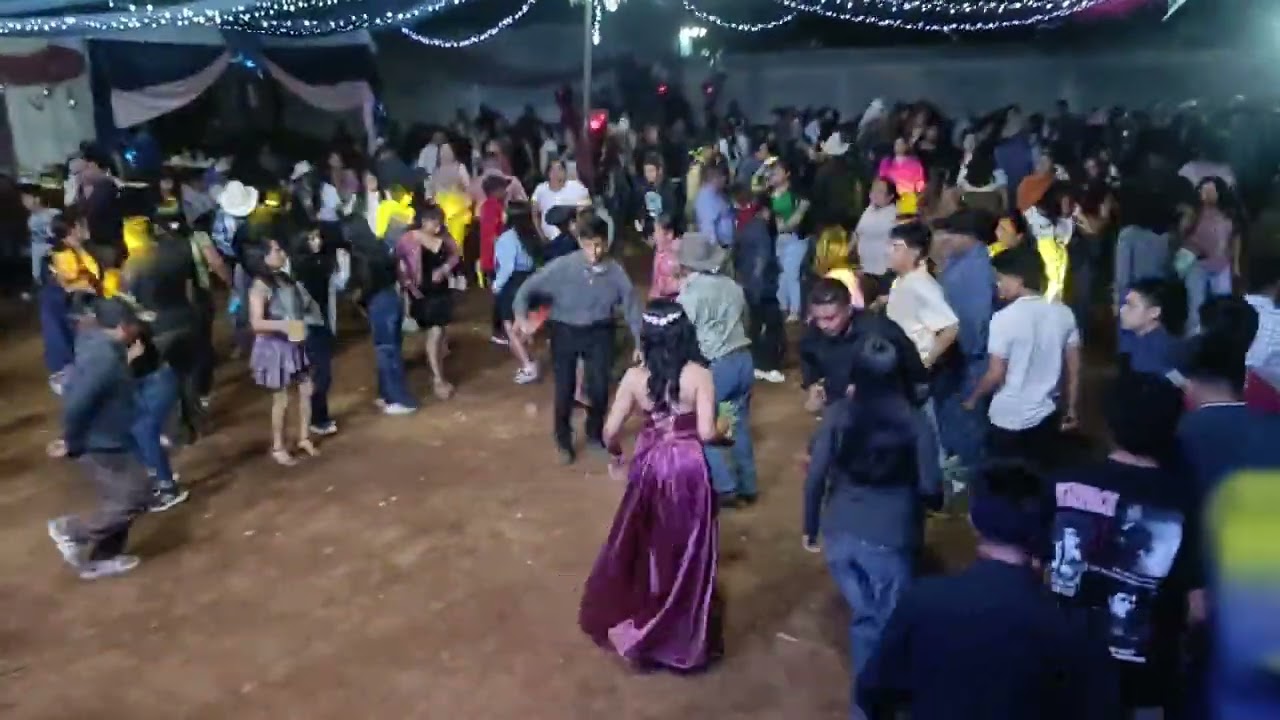 MUSICA OAXAQUEÑA SE LLAMA PINOTEPA 