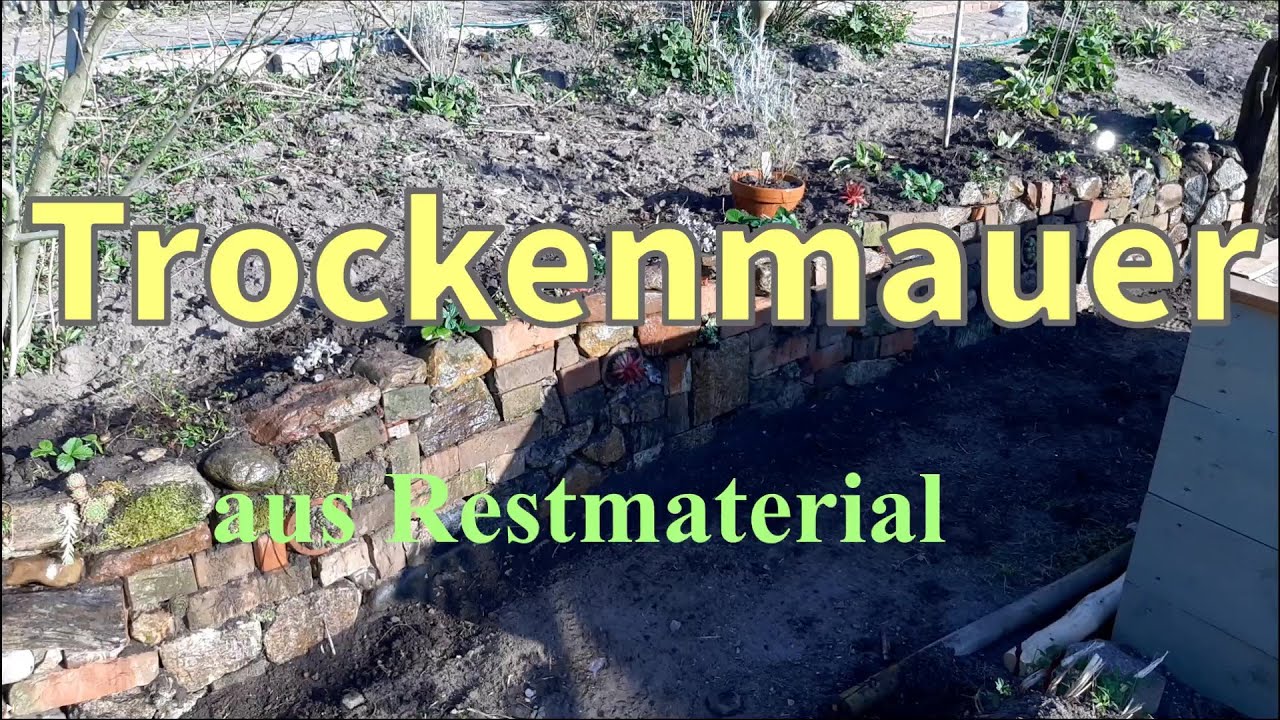 Trockenmauer im Gemüsegarten