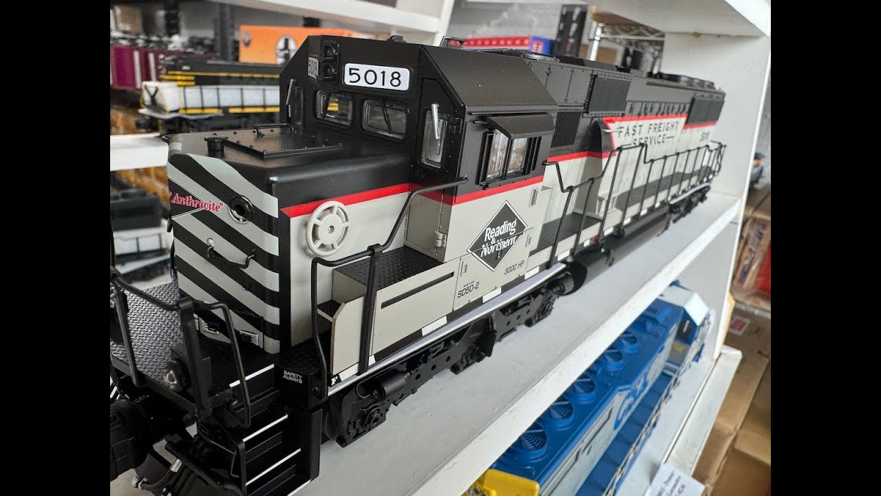 MrMuffin takes a look at the new Lionel Legacy SD50 Diesels