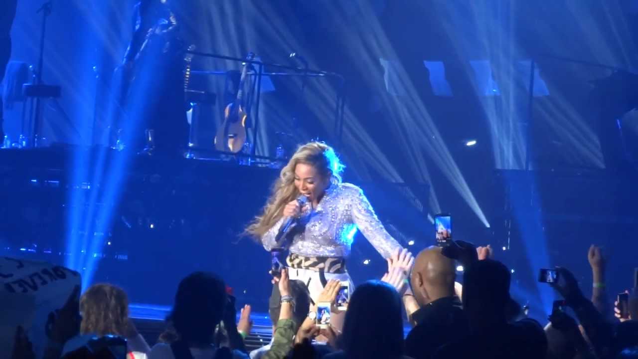 Halo - Beyonce 31 May 2013 (Sportpaleis, Antwerp, Mrs. Carter World Tour 2013)