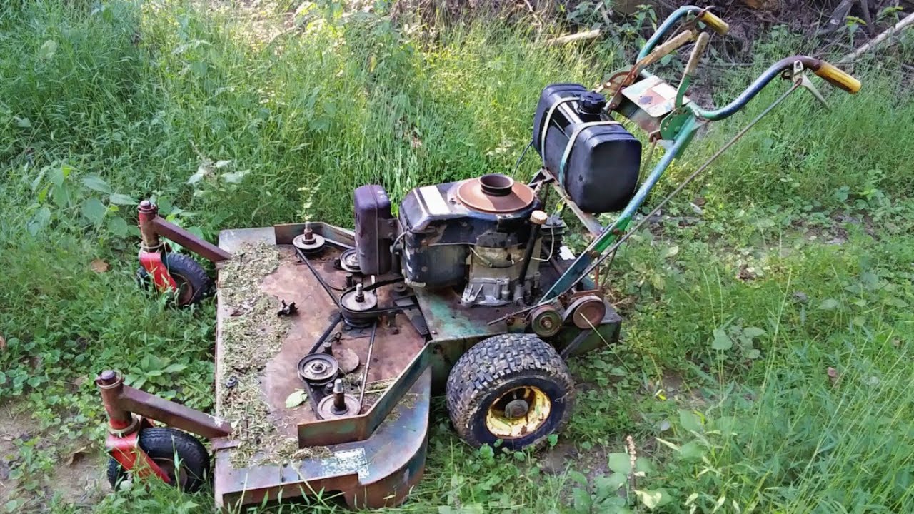 Seized Walk Behind Mower - Will It Run? Bunton Goodall Mower