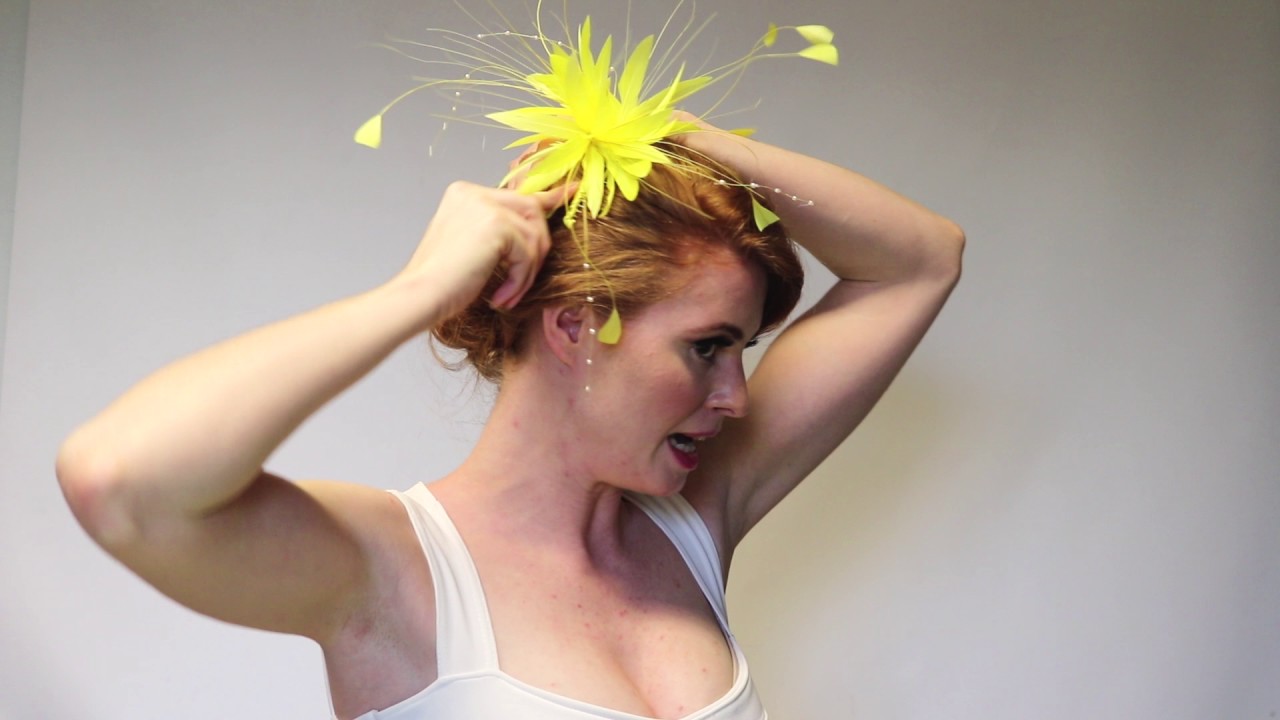 How to position & fix a fascinator on a comb