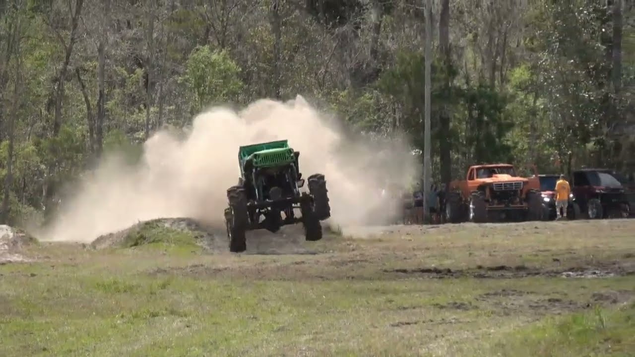 JUMPS WHEELIES FLAMES OUT OF THE MOTOR Travis Ross WINS His 4th Freestyle at Iron Horse Mud Ranch