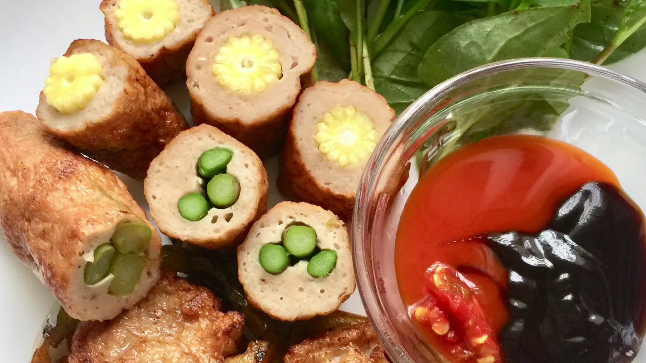 Cambodian street food ( Meatballs deep fry with vegetables. ប្រហិតរុំបន្លែ
