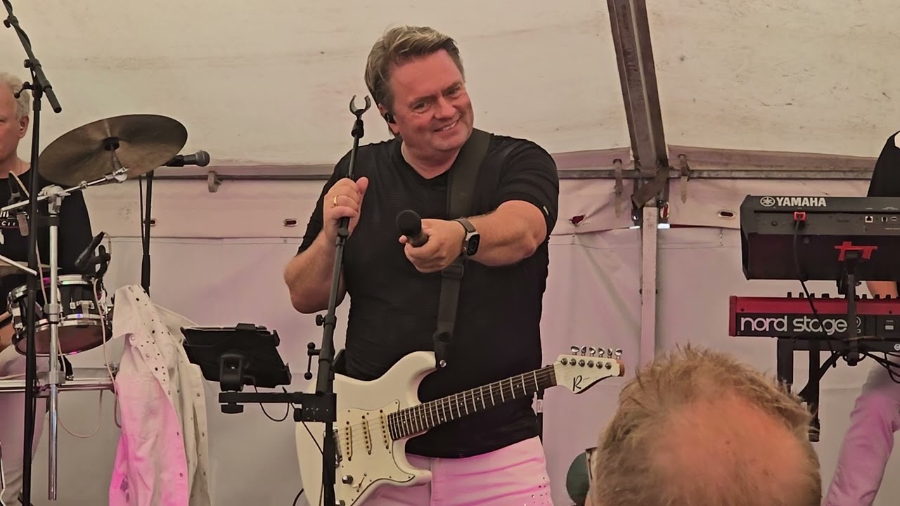 Lonnie fra Berlin og præsentation - Kandis  - bakkefest Gilleleje  - juli 25 #kandis