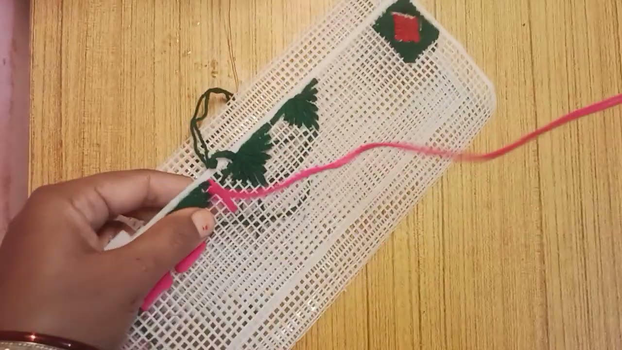 Very nice and beautiful simple design plastic canvas hand fan design ideas for beginners design 🙏 ♥️