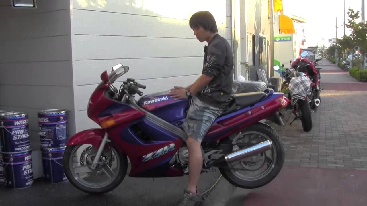 kawasaki　ZZR250　赤歌舞伎カラー　参考動画