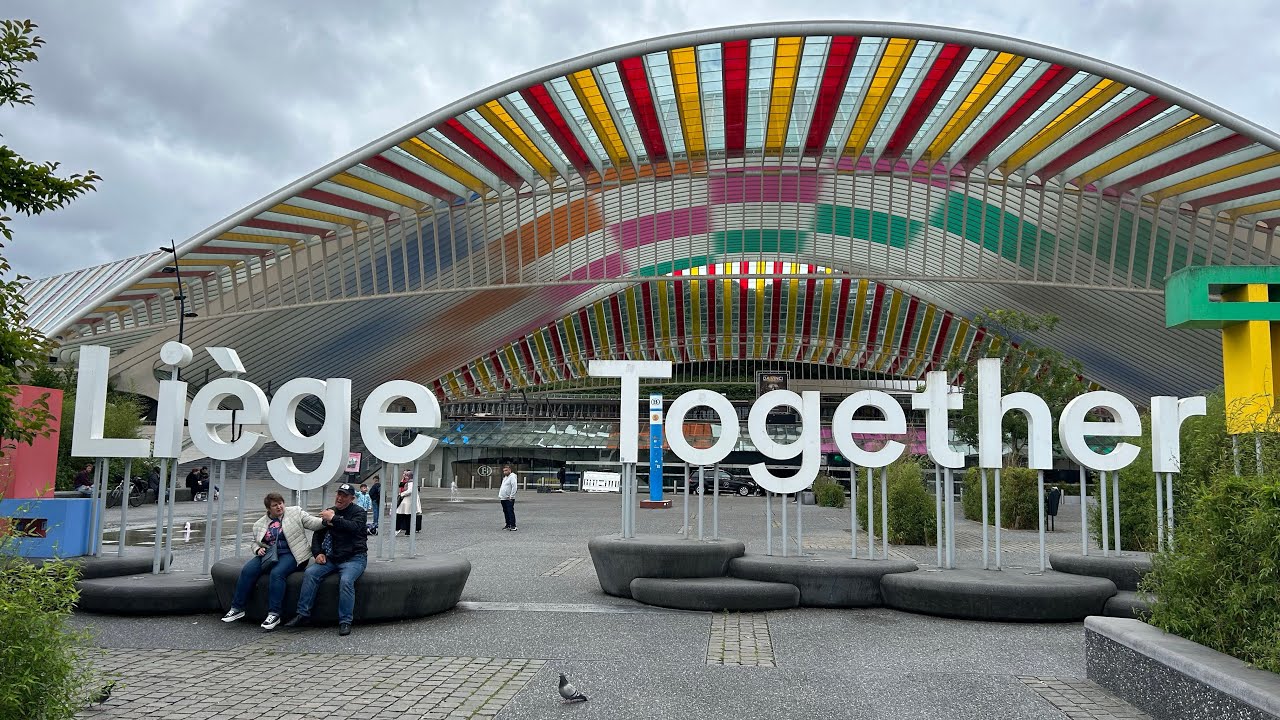 Exploring the Vibrant Sunday Market in Liège, Belgium: A Cultural Delight!