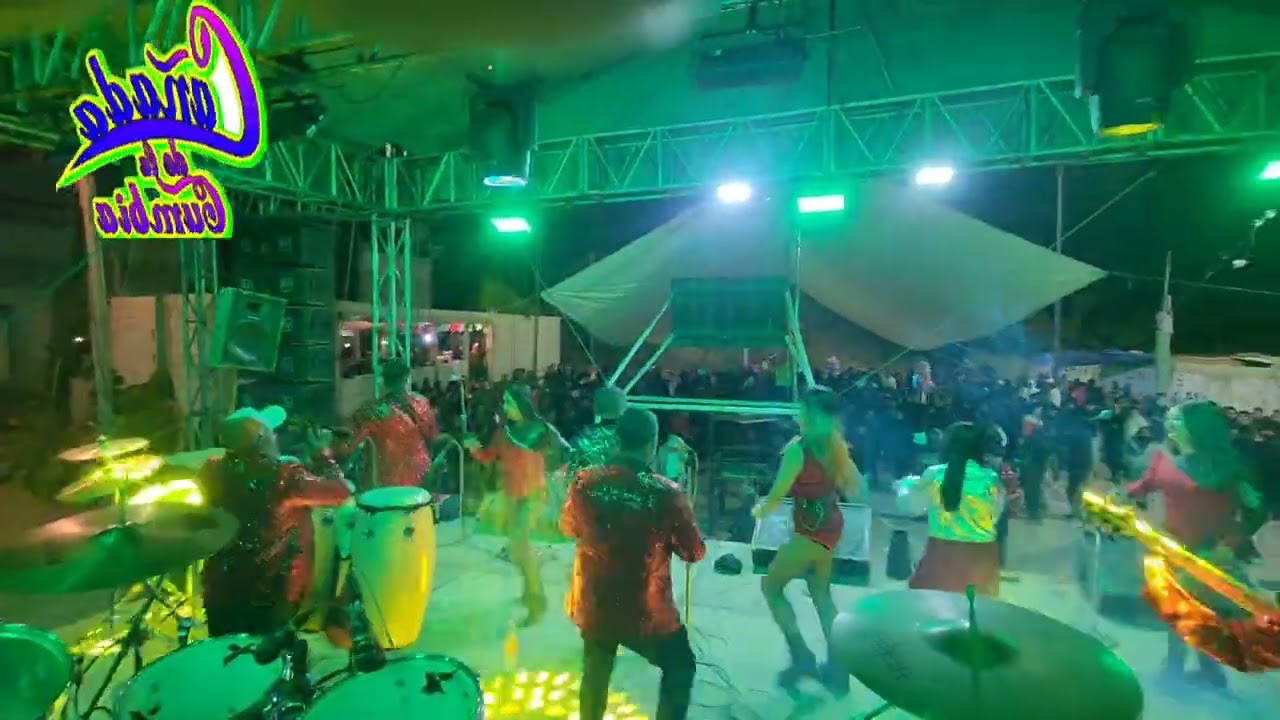 Sin derechos de autor.. Tus jefes no me quieren.. Cañada de la cumbia Oaxaca México en vivo.. 