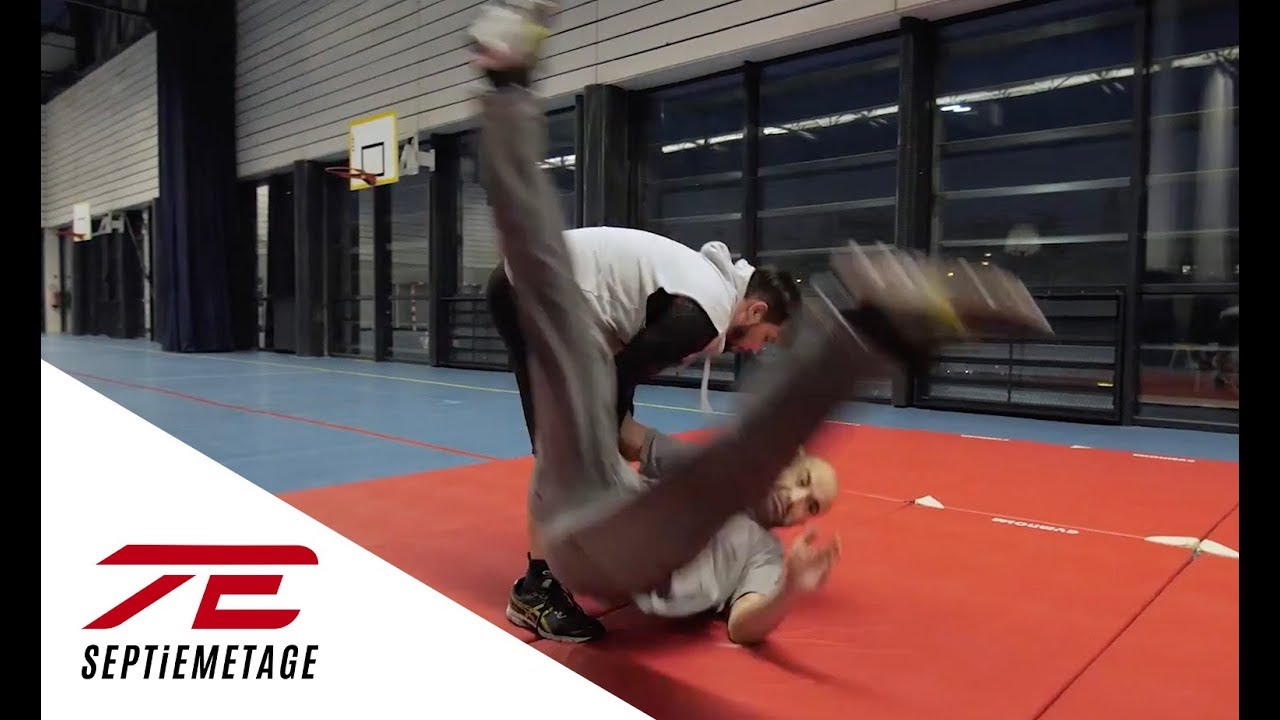 Savate Boxe  Française, la savate bâton défense