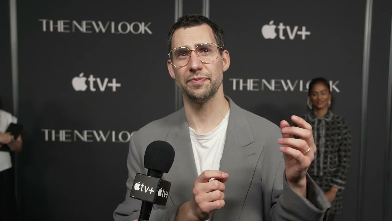 THE NEW LOOK World Premiere Interview of Jack Antonoff - Bleachers - Performer / Soundtrack Producer