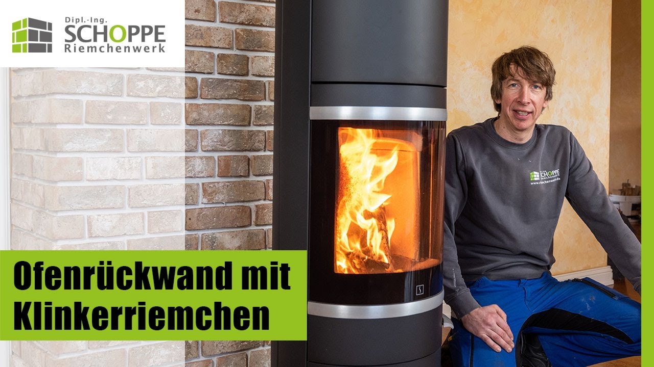 Kamin- und Ofenrückwand mit Klinkerriemchen - Ziegelwand am Kamin