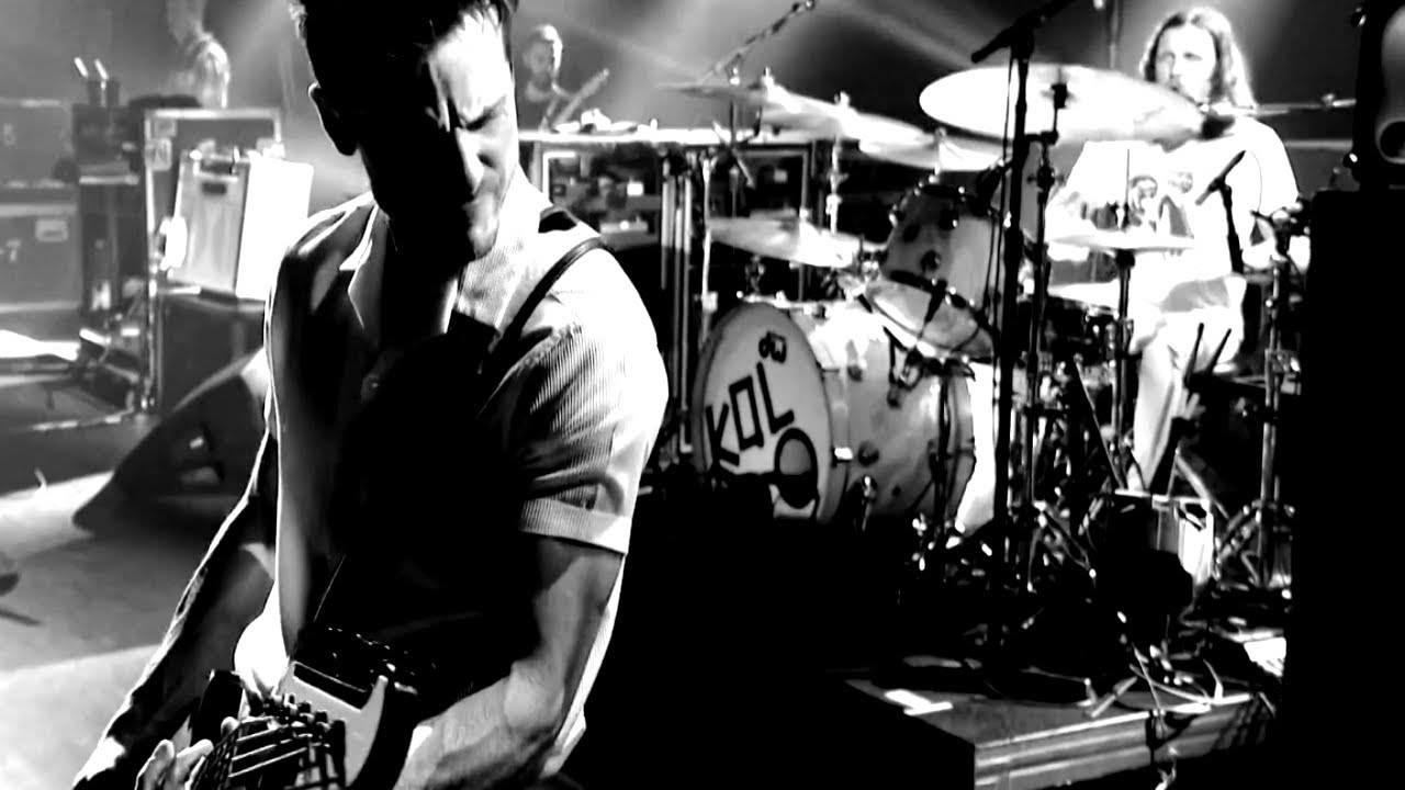 Kings of Leon - Sex on Fire (Live at Oude Luxor Theater, Rotterdam, Netherlands, 2016)