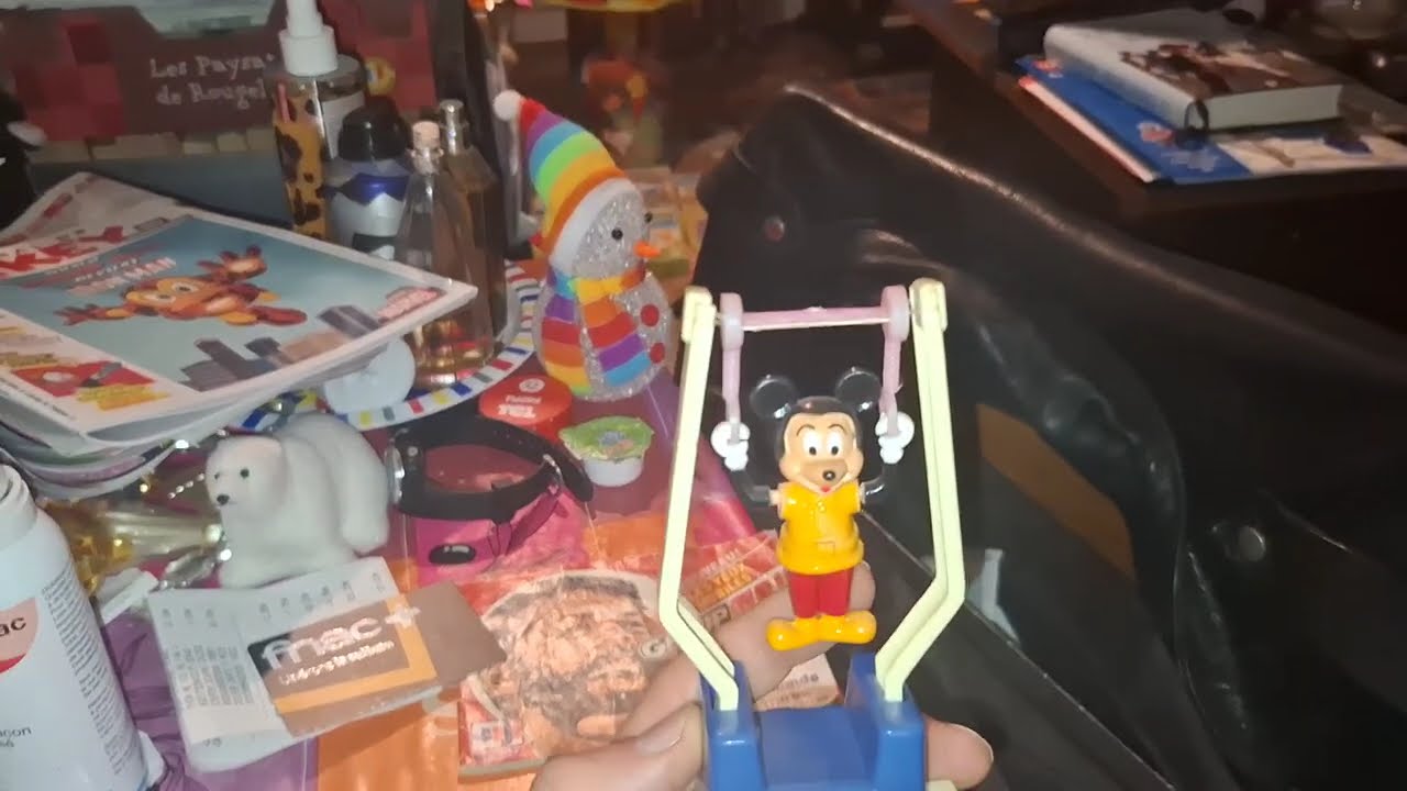 ACHATS / TROUVAILLES / COLIS VINTAGE DE 5KG avec pépites + ACTION JOE 1976 + MICKEY ACROBATE