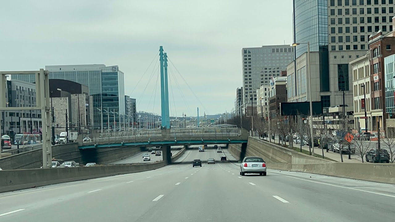 Driving On Cincinnati Interstate Highways 2023