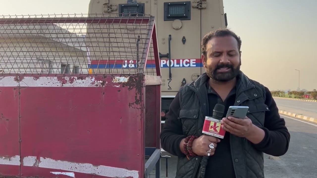 ड्र-ग पेडलर गैं-ग पि-स्टल के साथ गोलियां के साथ 03 साथियों के साथ मीरा साहिब पुलिस ने किया गिरफ्तार