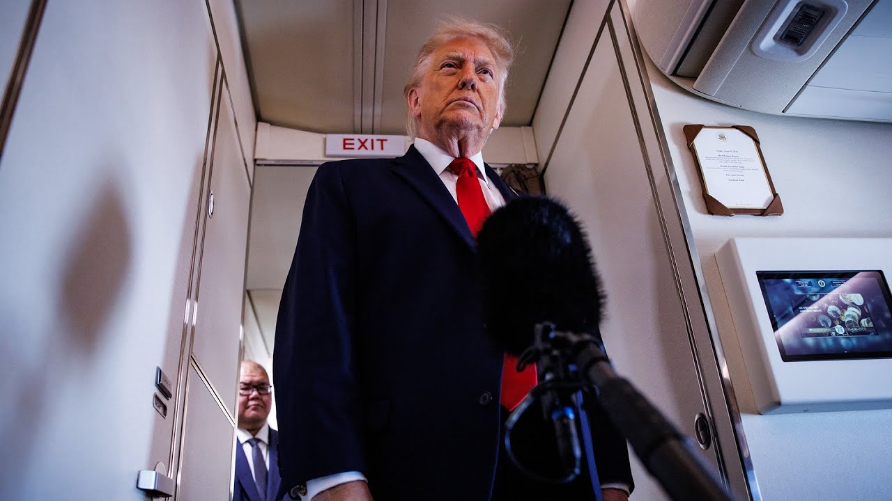 Trump Signals Interest in the US Owning Stakes in Top AI Labs