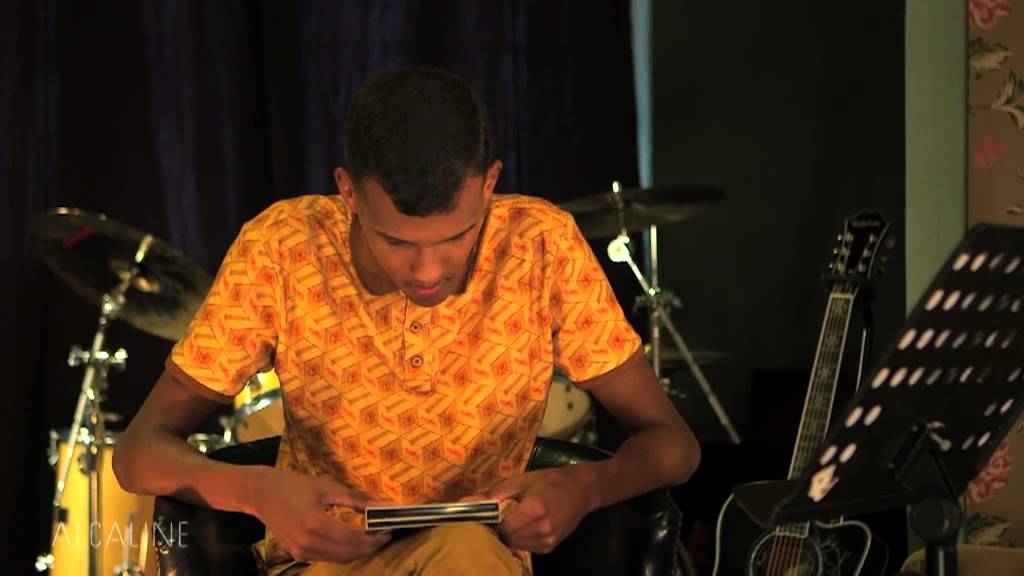 Alcaline, le Mag : Stromae dans la boîte à musique