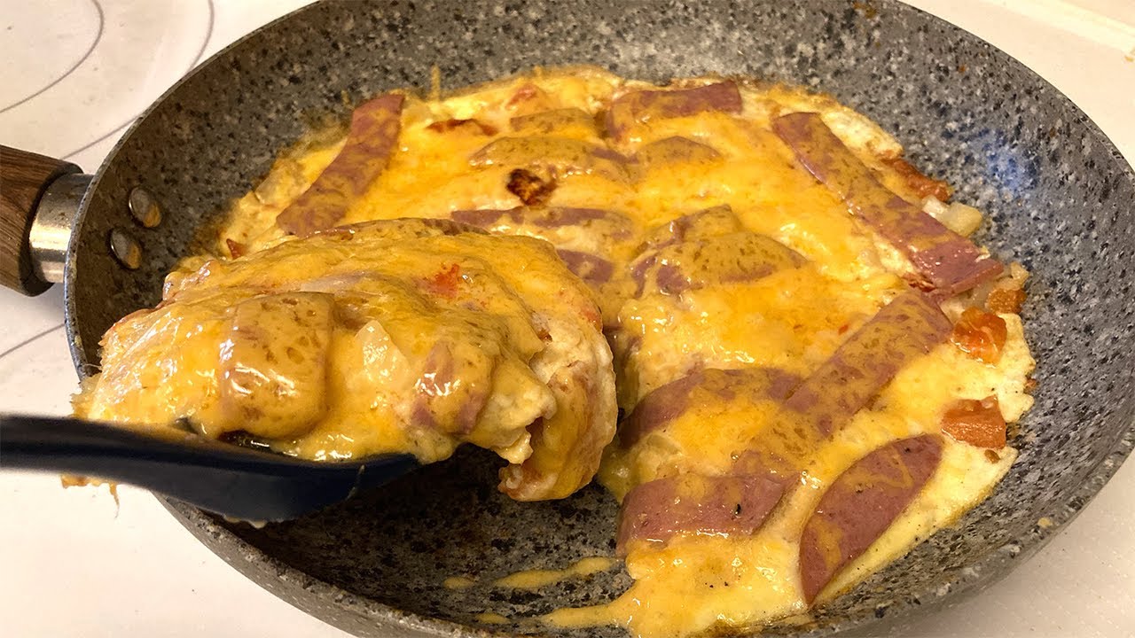 Start your Day with this Simple Cheesy Salami Omelette