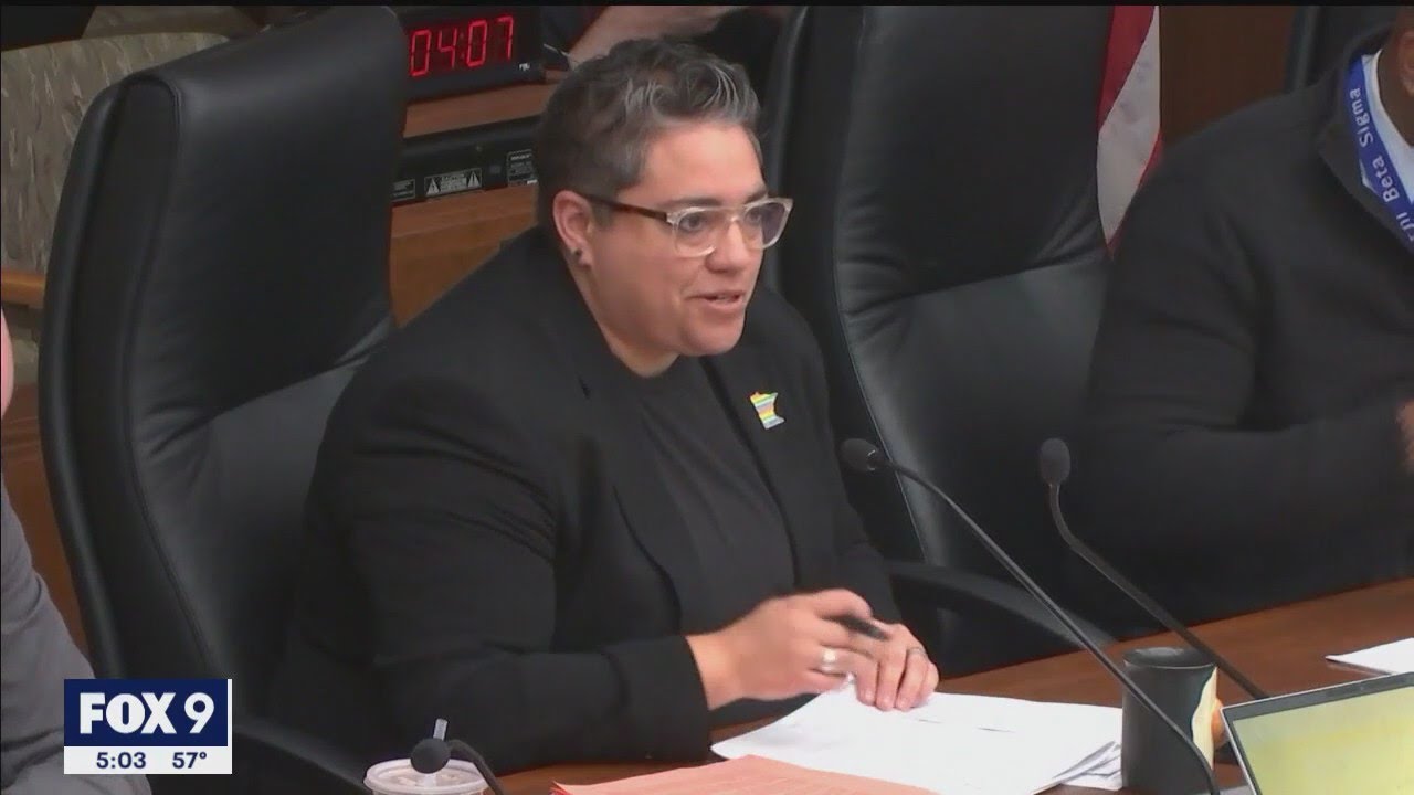 &lsquo;No-knock&rsquo; warrant ban considered I KMSP FOX 9