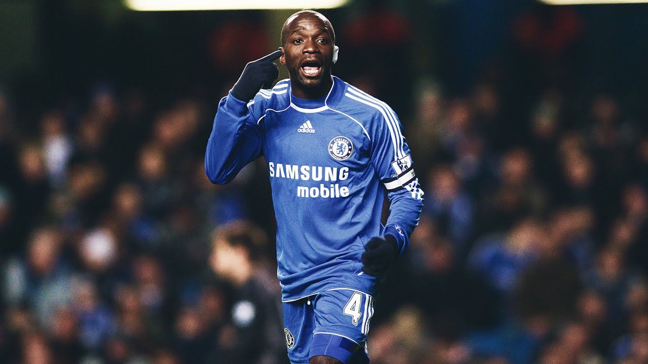 Claude Makelele ● One Of The Best Defensive Midfielders Ever