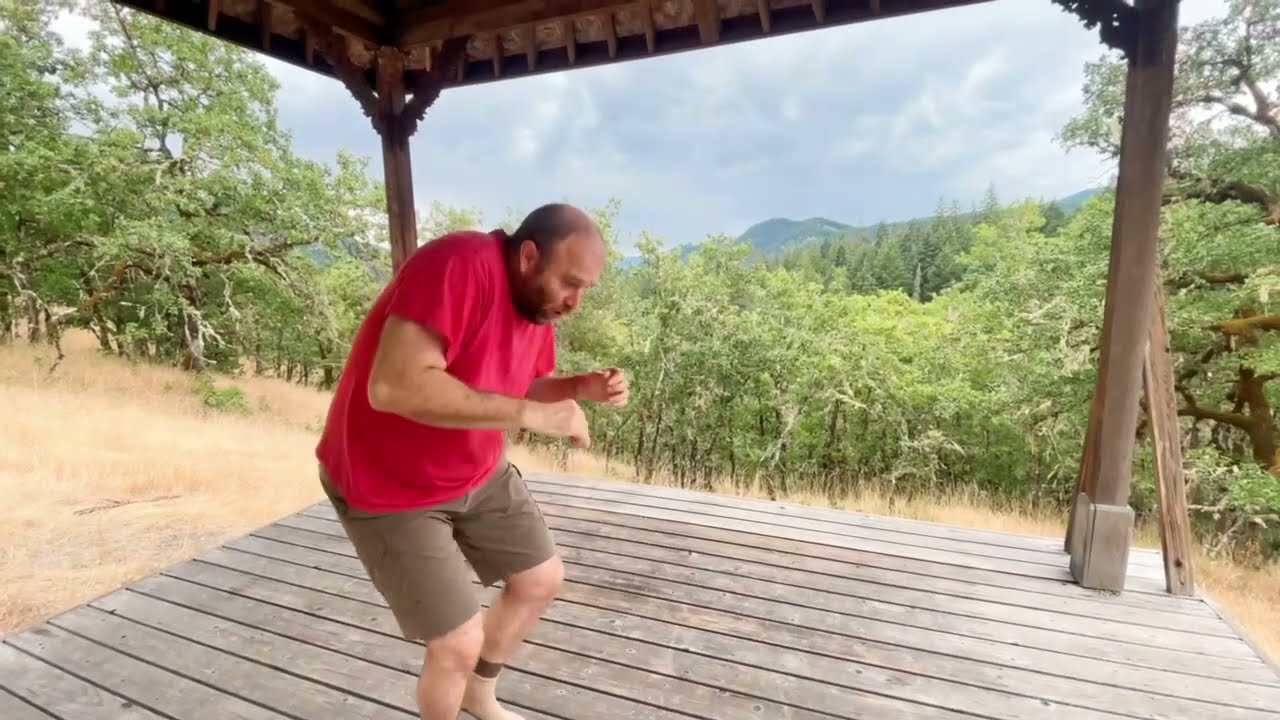 Monkey 8 - Qi Gong - Five Animal Frolics Qi Gong