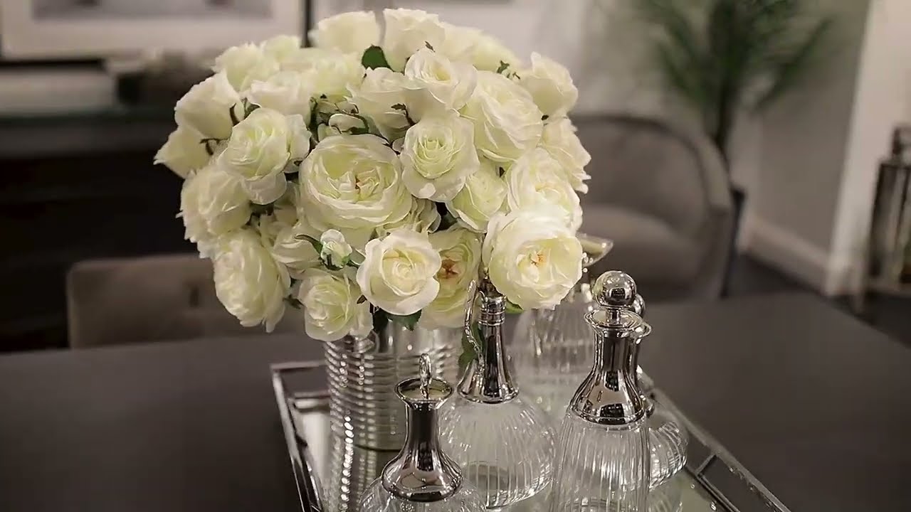 Novibelo - Showroom Eichholtz