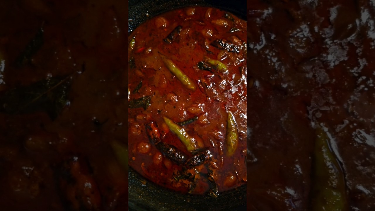 ULLI THEEYAL/KERALA SPECIAL #shortfeed #shorts #cooking