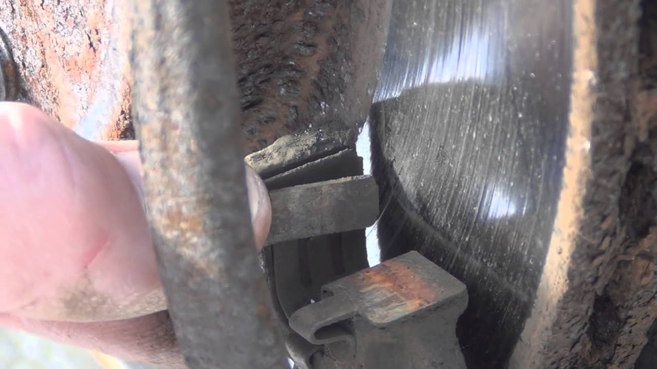 Replacing 1996 Toyota Tercel disc brake pads