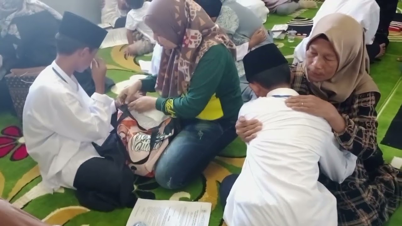 Serah Terima Santri Baru | PP. AL MUTTAQIN FATIMIYAH