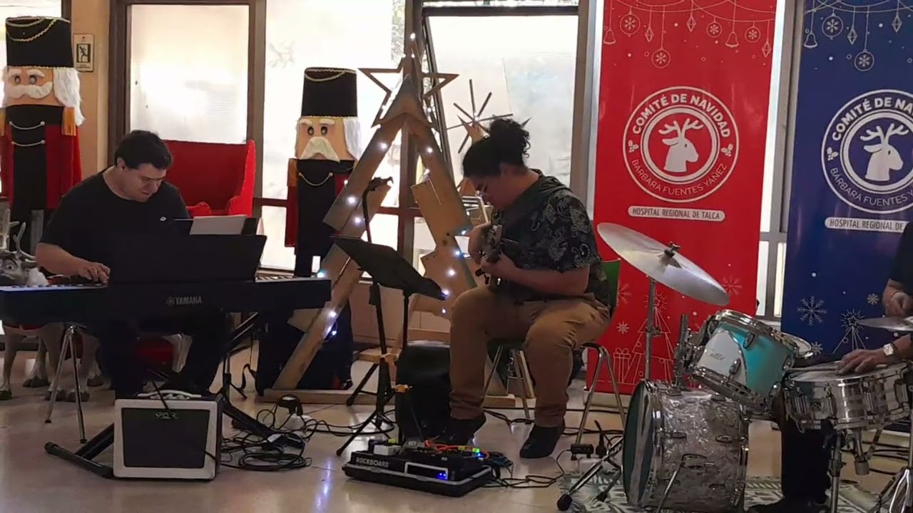  Amor Por Ti - Del Maule jazz Trio, Tocando en el hospital 
