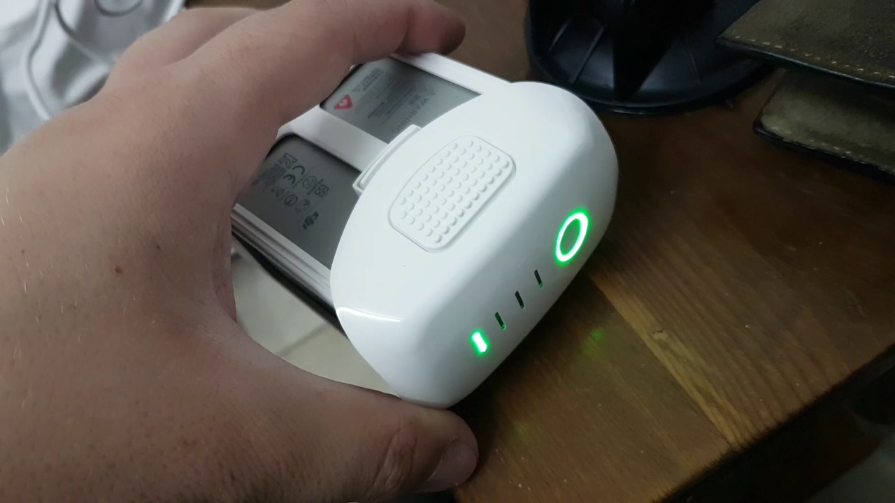 Phantom 4 battery not charging