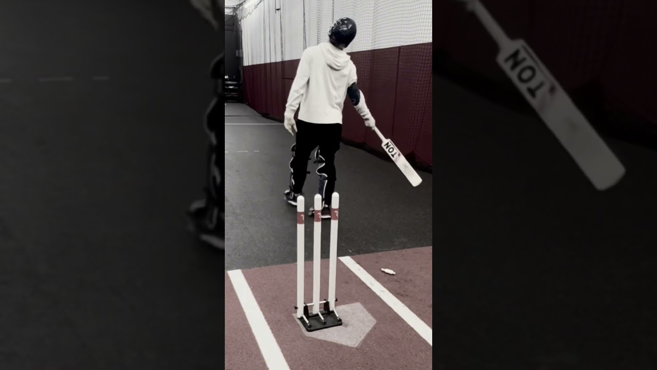 Pro baseball player VS cricket bowler! #baseball #cricket #athlete #shorts