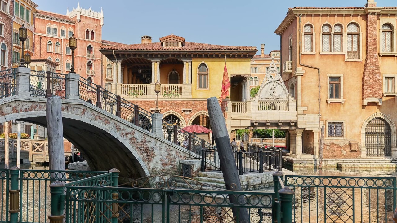 [立体音響/Binaural]東京ディズニーシー：ヴェネツィアン・ゴンドラ前 (Tokyo Disney SEA : Venetian Gondolas)