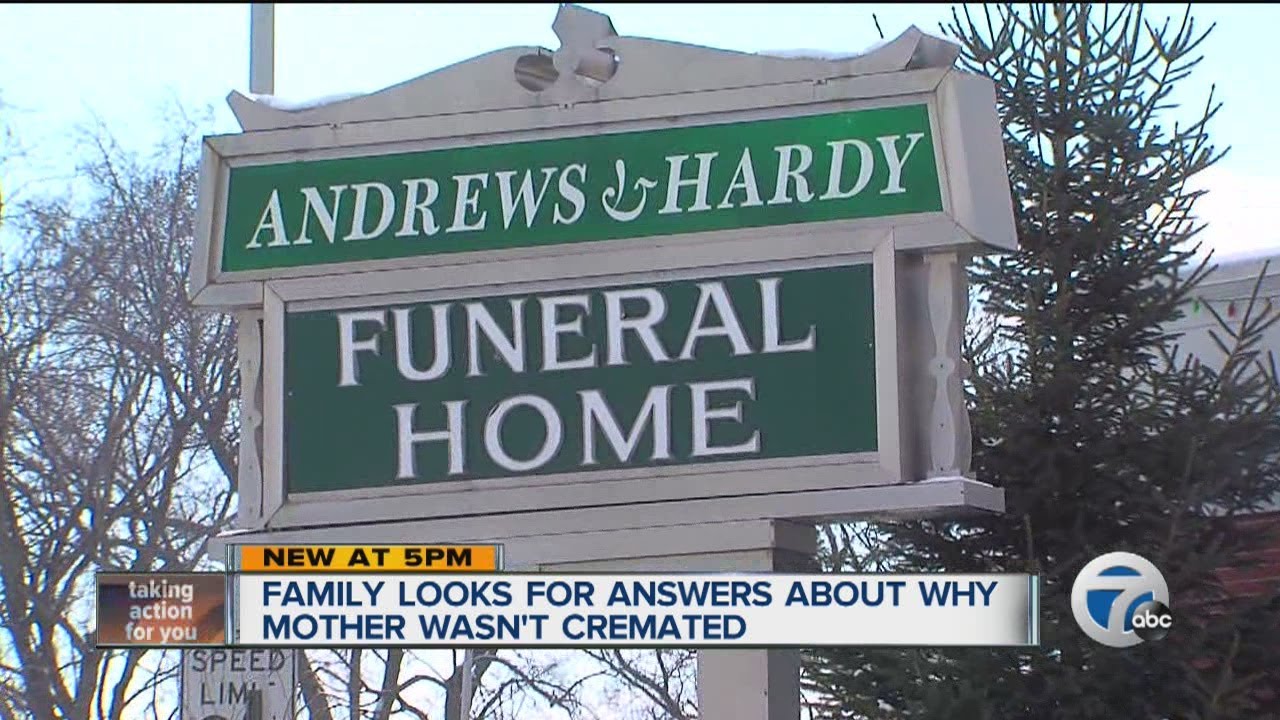 Son's dead mother in garage of funeral home