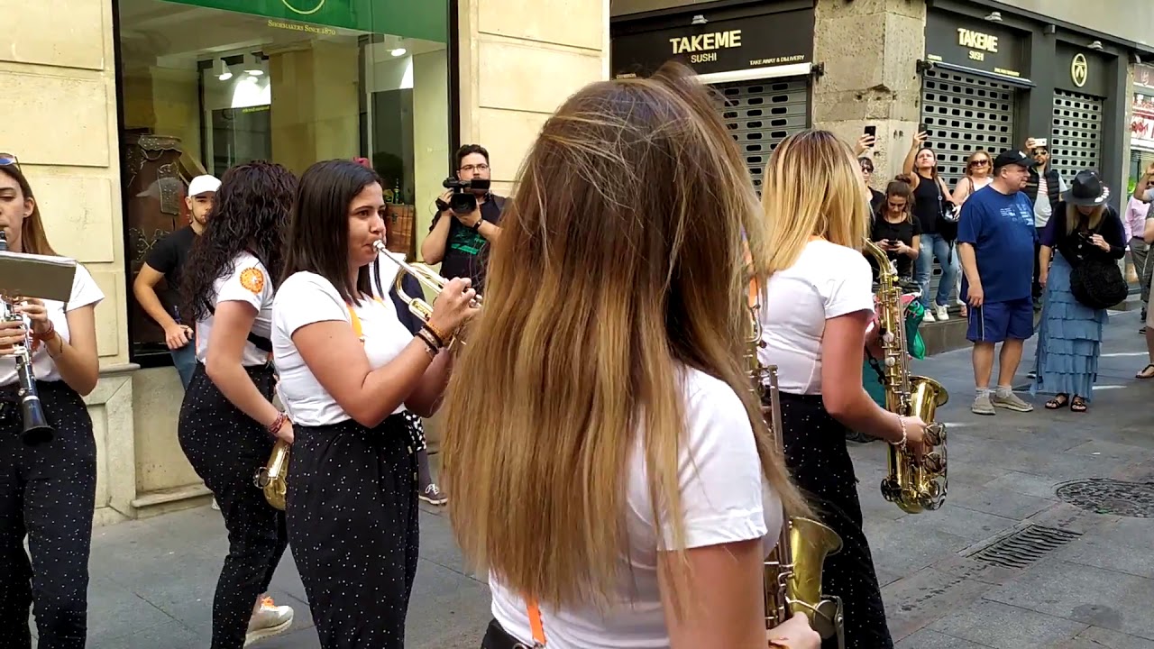 Charanga Pisando Fuerte (Corpus 2019) - BAKALAO SALAO