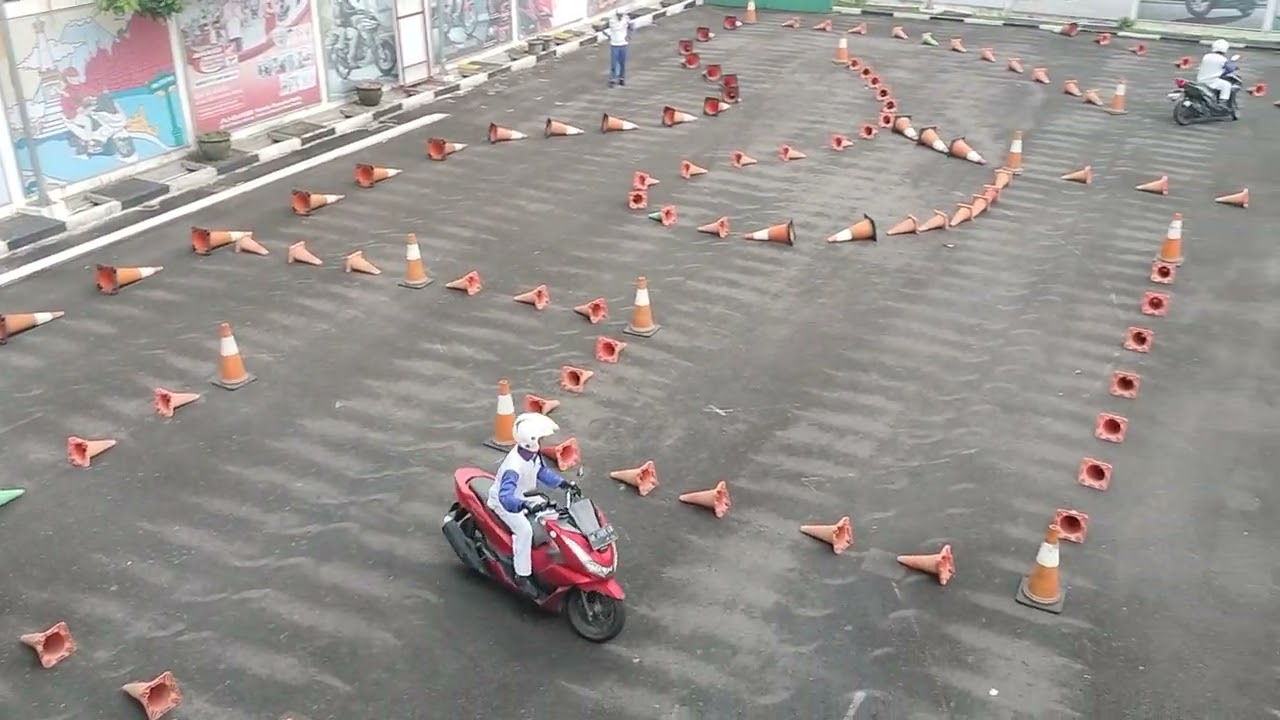 Safety Riding || SMK Muhammadiyah Sampang | Astra Honda Motor Yogyakarta