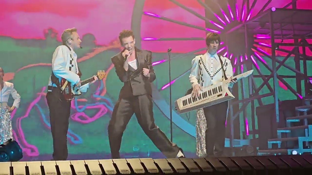 MIKA -  Lola #spinningouttour (20.02.2026 Brussels)