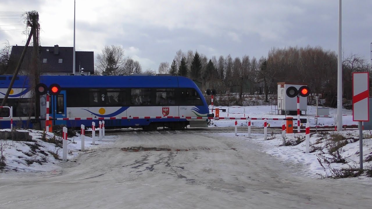 [4K] Przejazd kolejowy - Dobre Miasto #1 | Polish railroad crossing